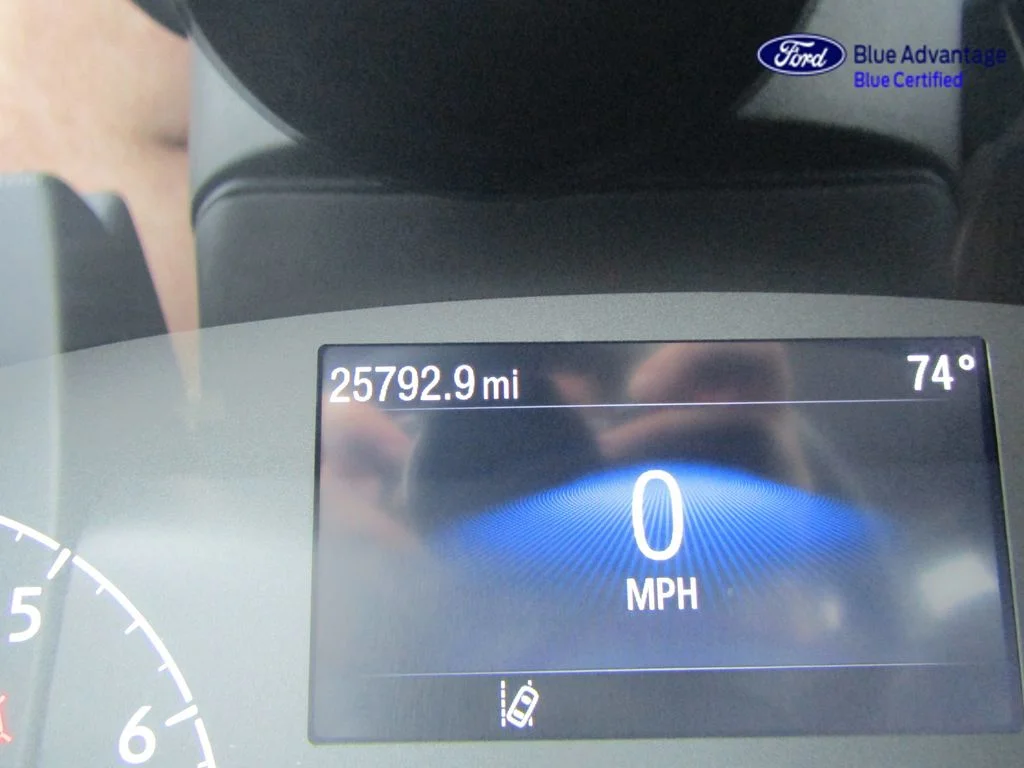Certified Used 2024 Oxford White Ford XLT image 40
