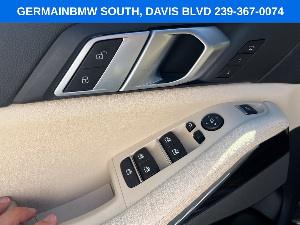 Used 2021 Black Sapphire Metallic BMW sDrive40i image 20