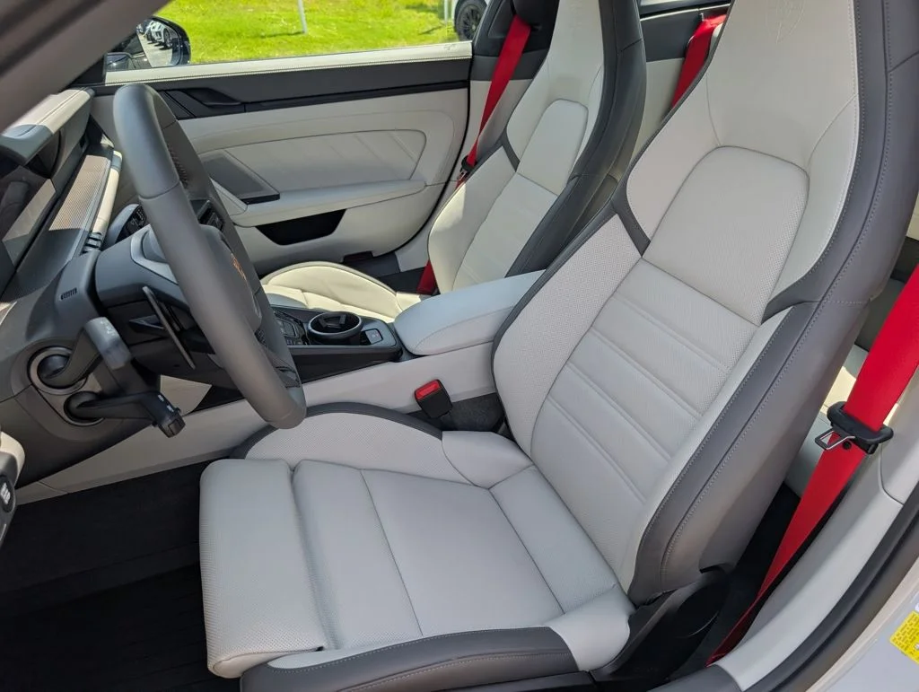 Used 2026  Porsche Targa 4 GTS image 5