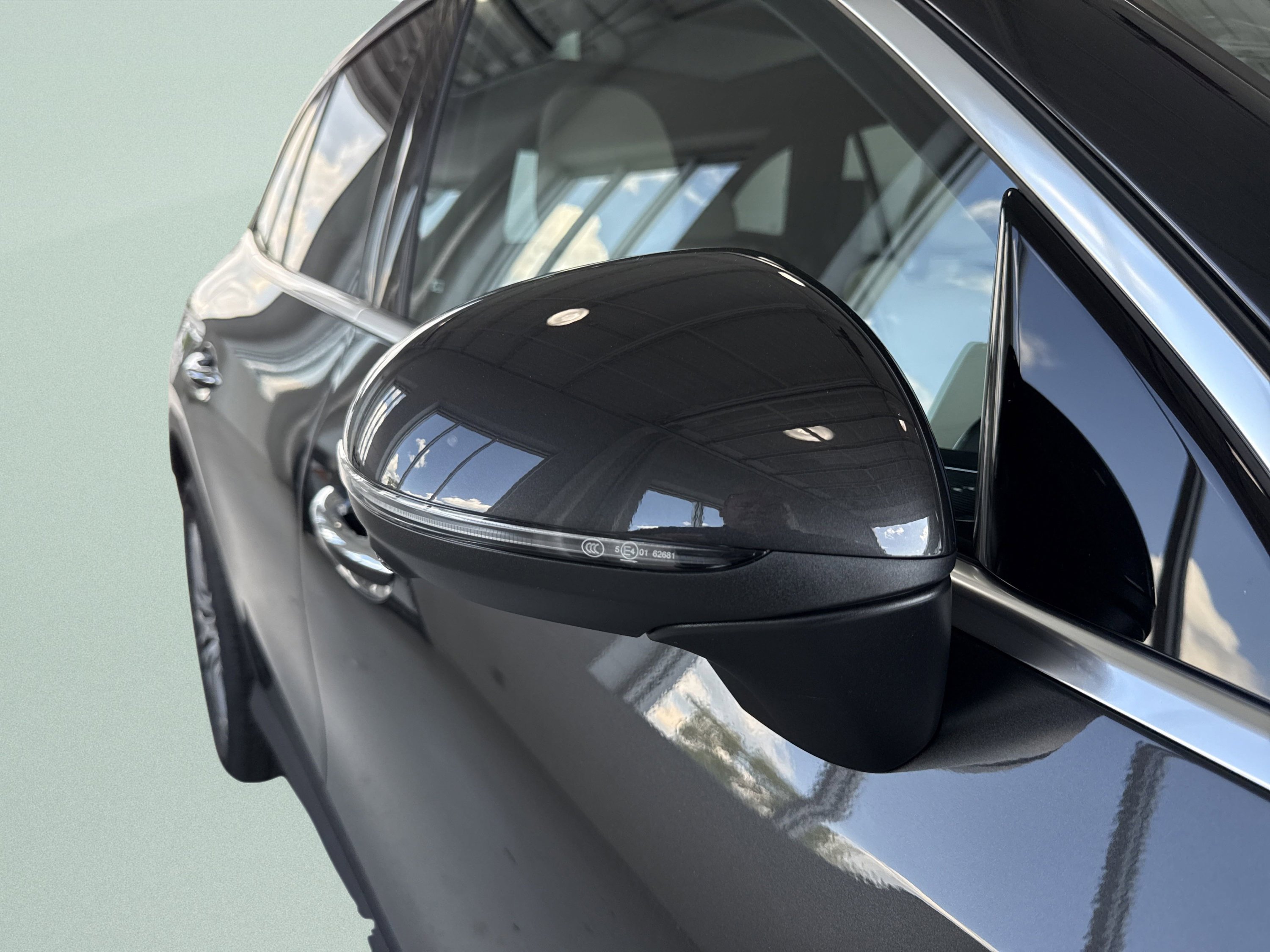 2026 Mercedes-Benz GLC Base - Photo 10