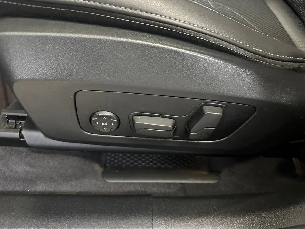 Certified Used 2024 Jet Black BMW xDrive28i image 6