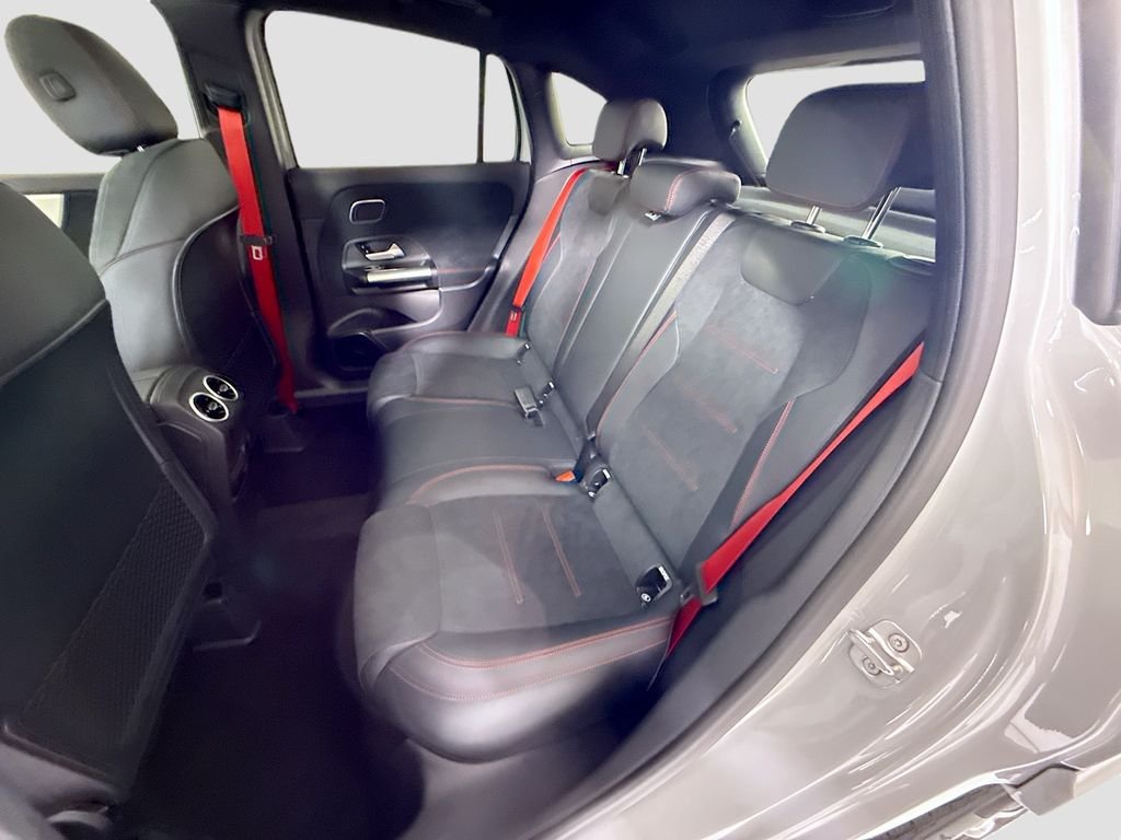 New 2026 MANUFAKTUR Alpine Gray Mercedes-Benz GLA 35 AMG® image 22