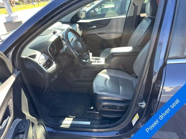 Used 2018 Storm Blue Metallic Chevrolet Premier image 10