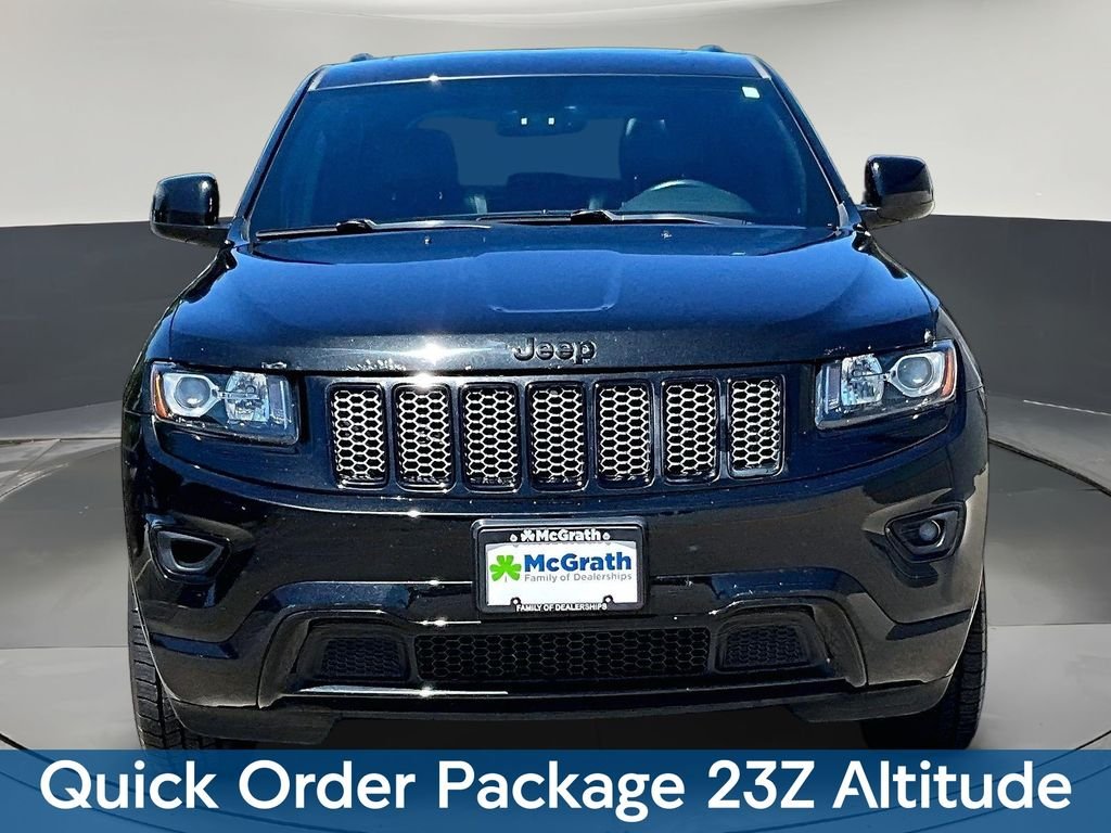 Used 2015 Black Jeep Altitude image 2