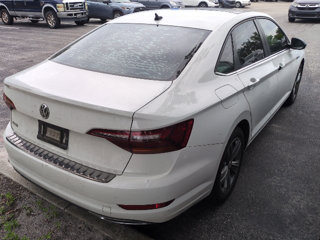 Used 2019 White Volkswagen 1.4T S image 2