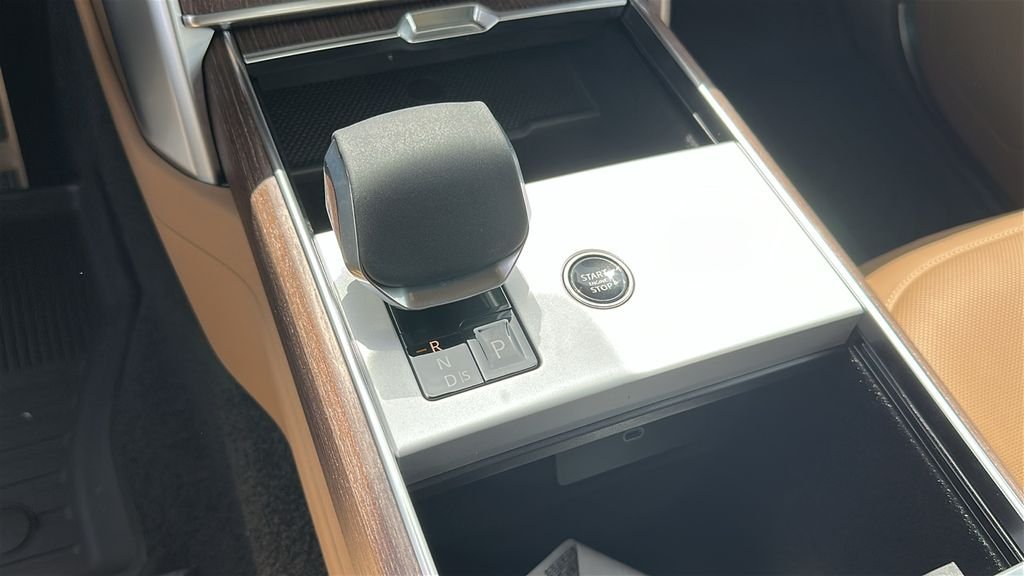 2026 Land Rover Range Rover SE - Photo 17