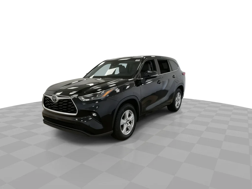 Used 2023 Midnight Black Metallic Toyota LE image 5