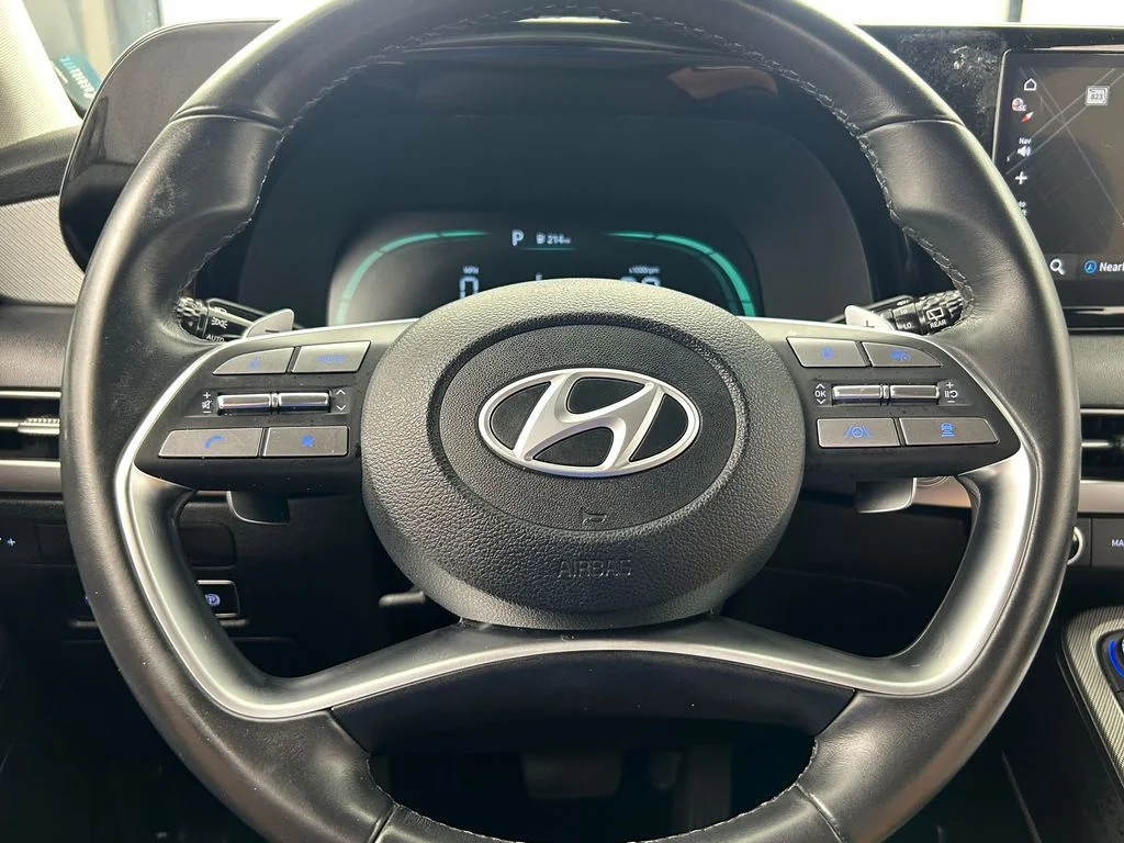 Used 2025 Typhoon Silver Hyundai SEL image 37
