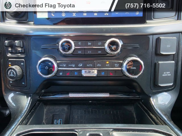 Used 2022 Star White Metallic Tri-Coat Ford Lariat image 18
