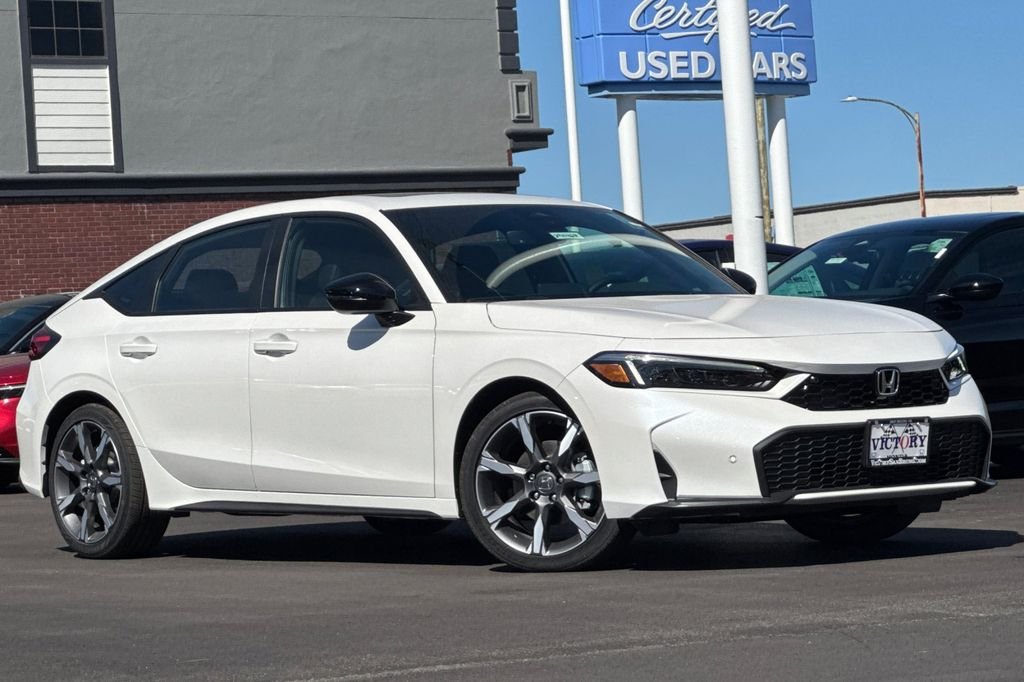 New 2026 Platinum White Pearl Honda Sport Touring image 2
