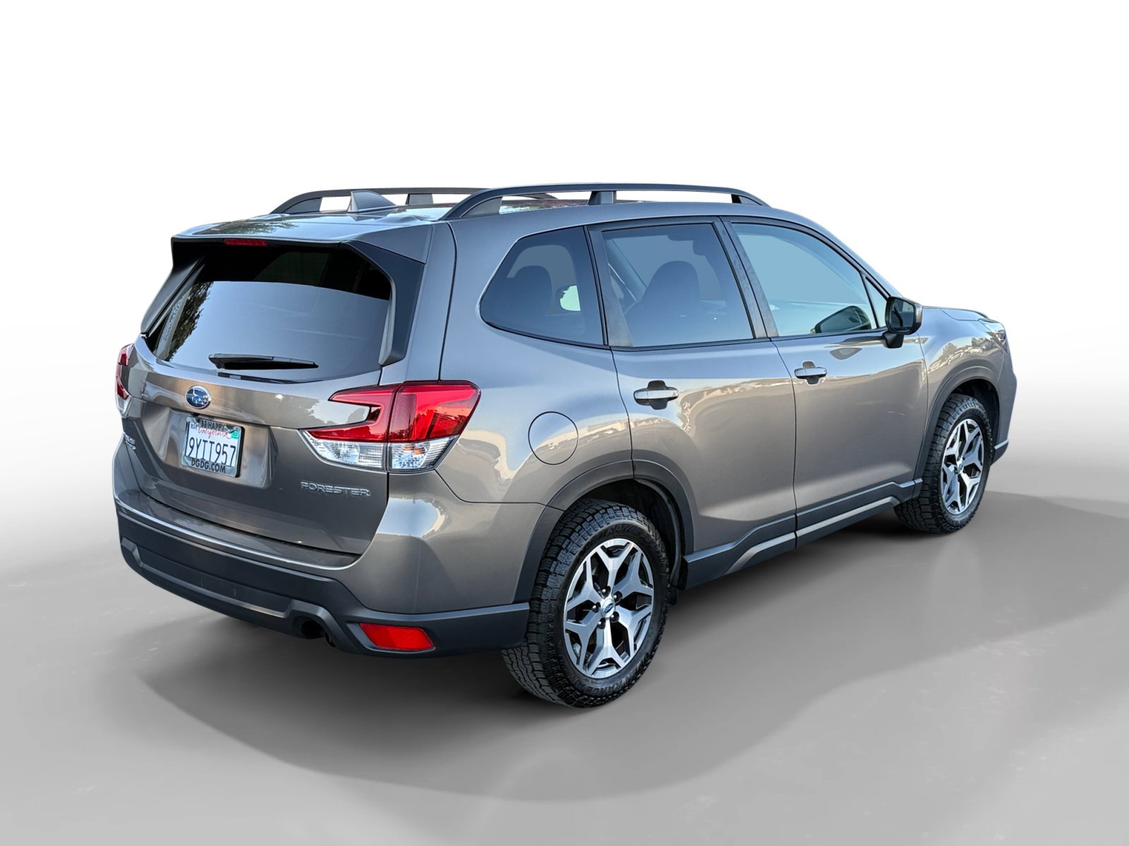 Certified Used 2021 Bronze Metallic Subaru Premium image 5
