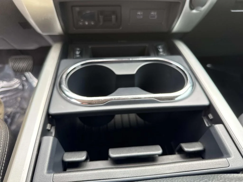 Used 2021 Black Nissan SV image 34