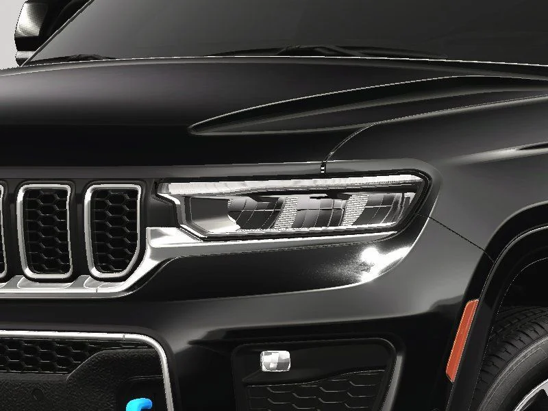 New 2024 Diamond Black Crystal Pearl-Coat Exterior Paint Jeep Overland 4xe image 14