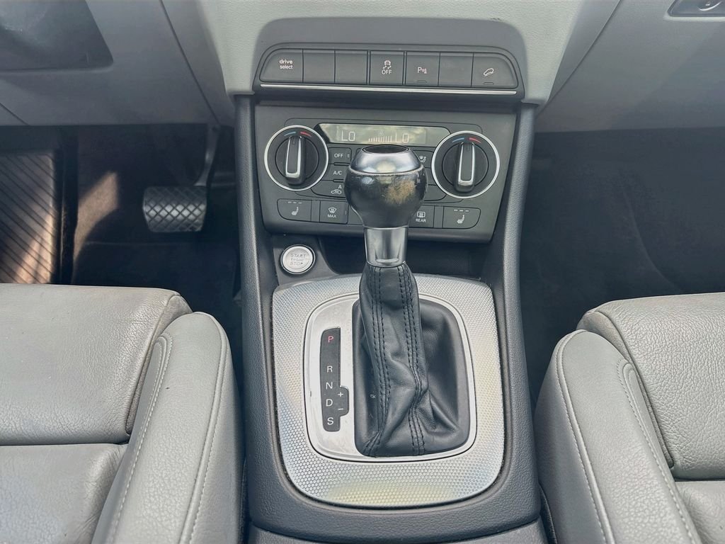 Used 2018 White Audi 2.0T Premium image 19