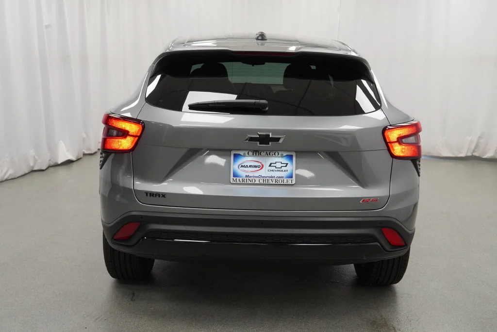 New 2026 Sterling Gray Metallic Chevrolet 1RS image 34