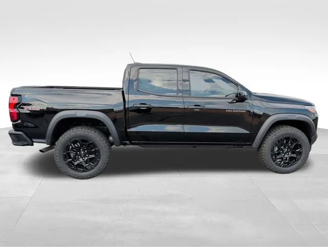 Used 2026 Black Chevrolet Trail Boss image 7