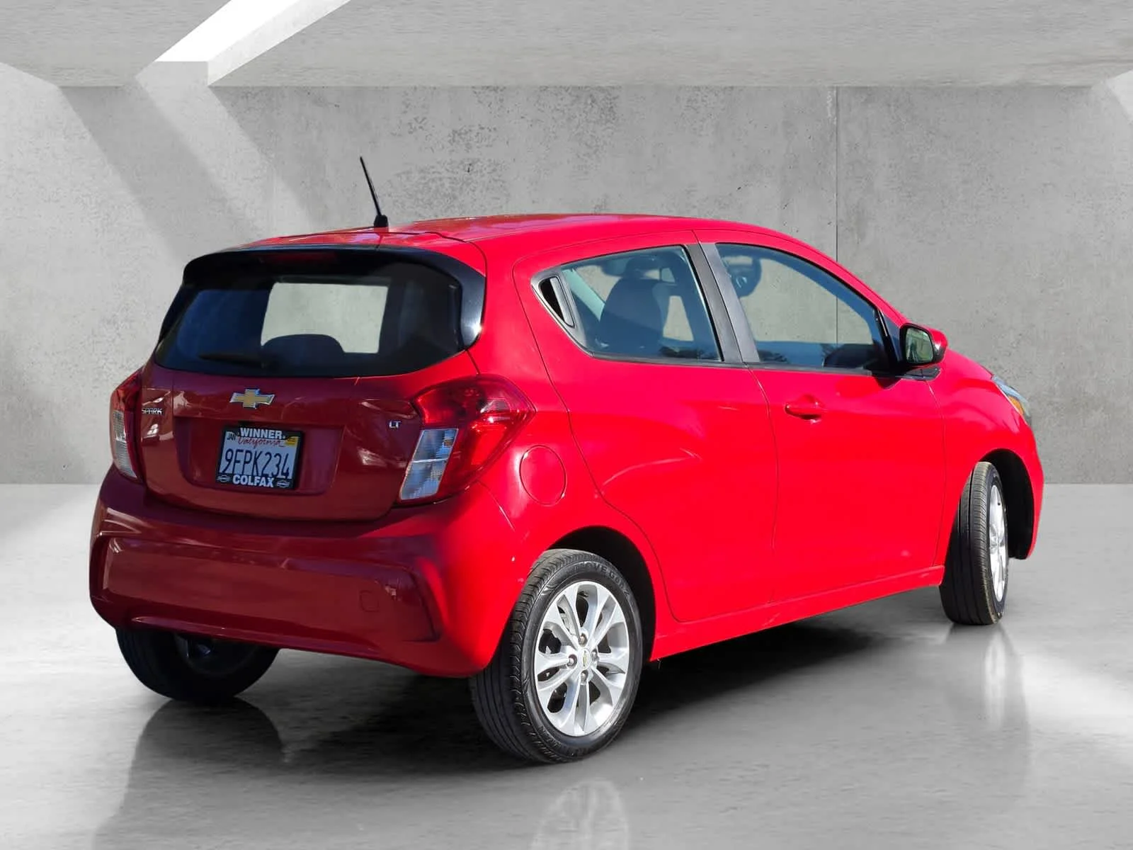 Used 2020 RED HOT Chevrolet LT image 4