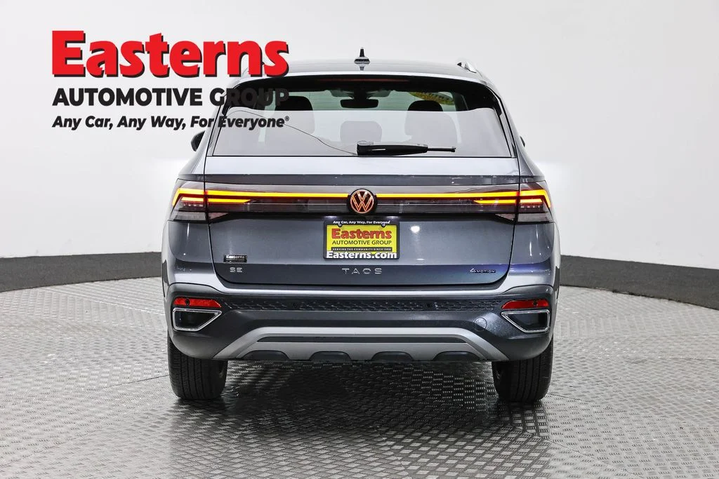 Used 2025 Gray Volkswagen 1.5T SE image 6