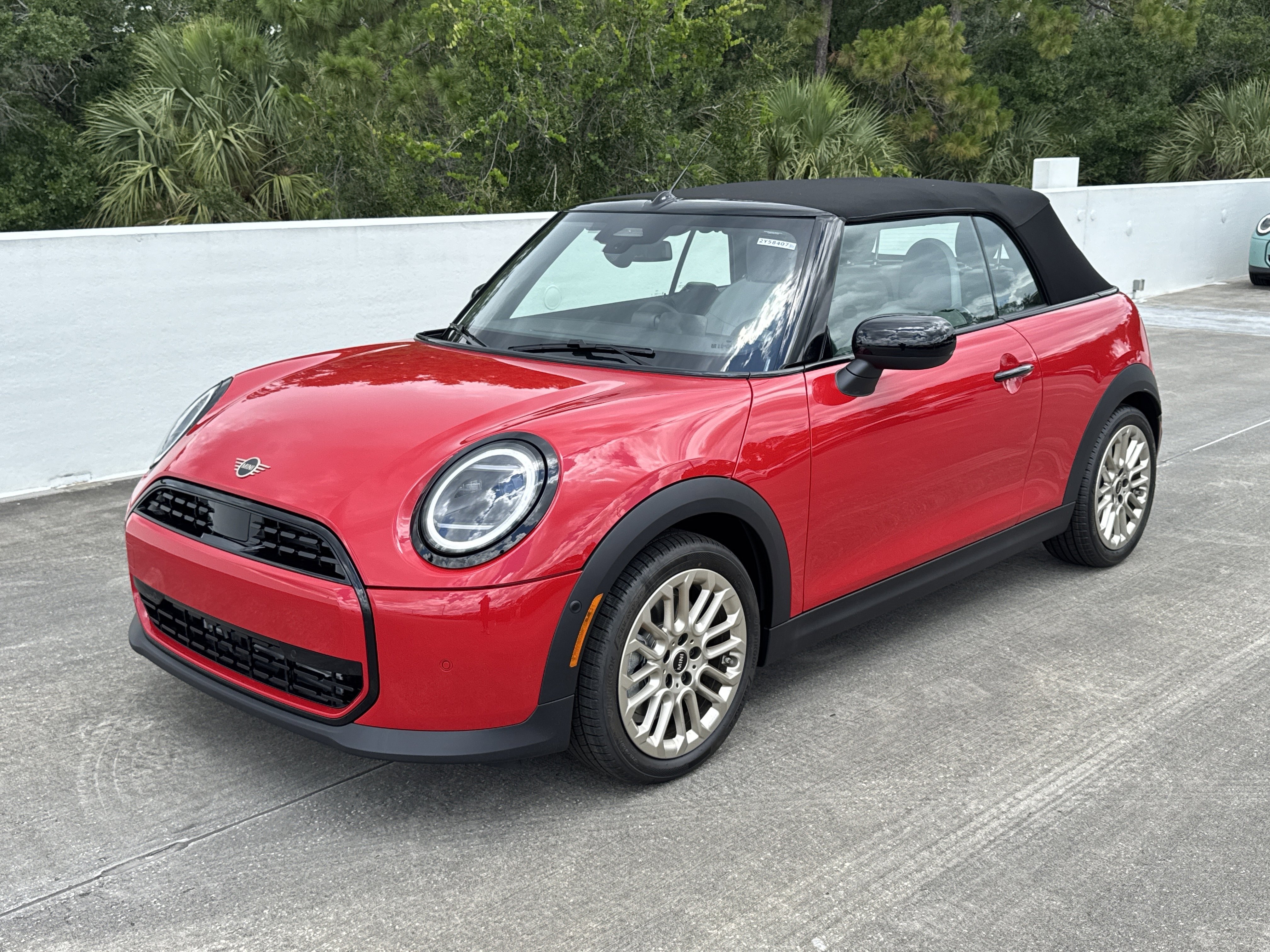 New 2026 Chili Red MINI Signature Plus image 3