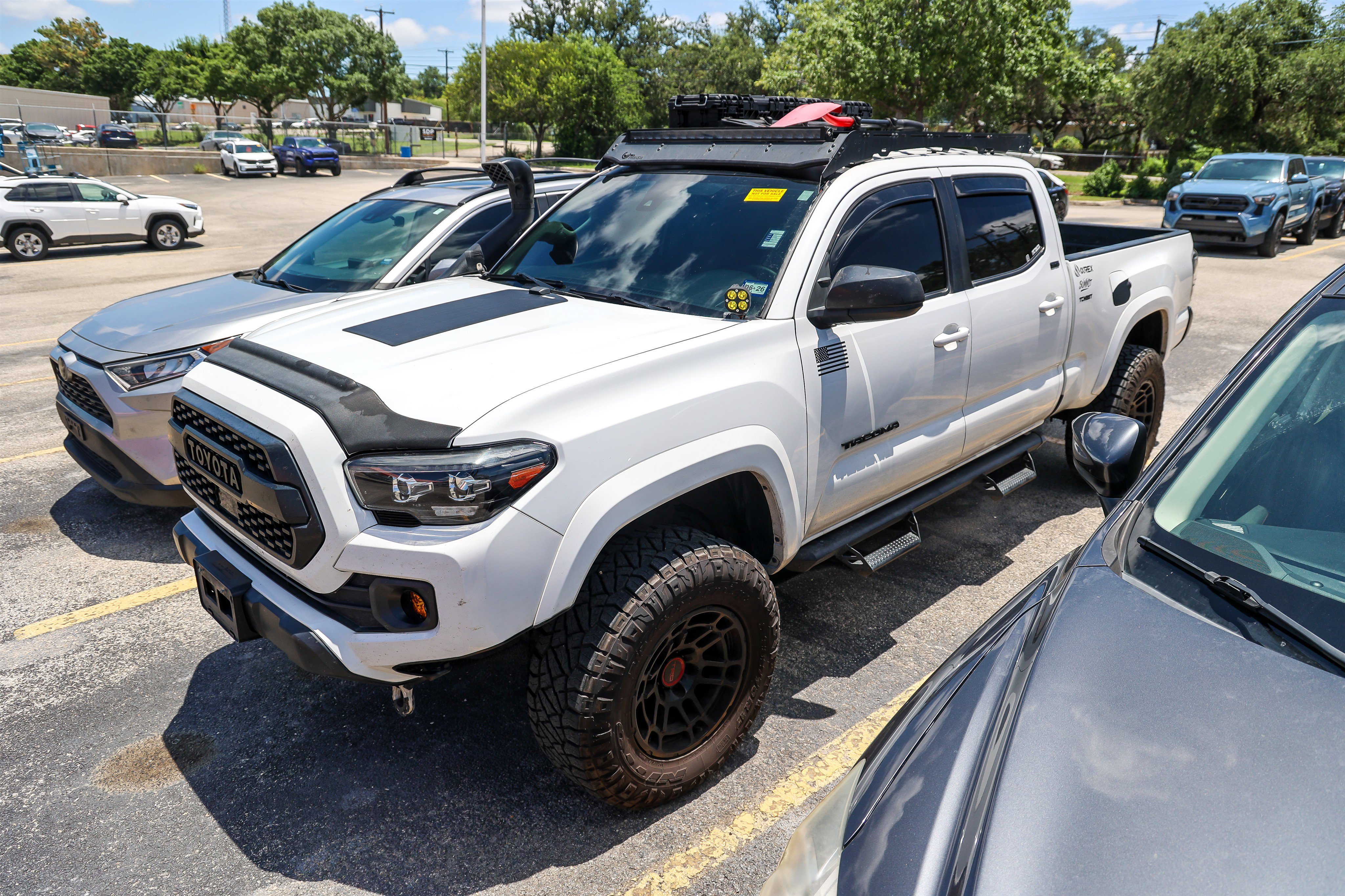 Used 2023 ICE CAP Toyota SR5 image 2