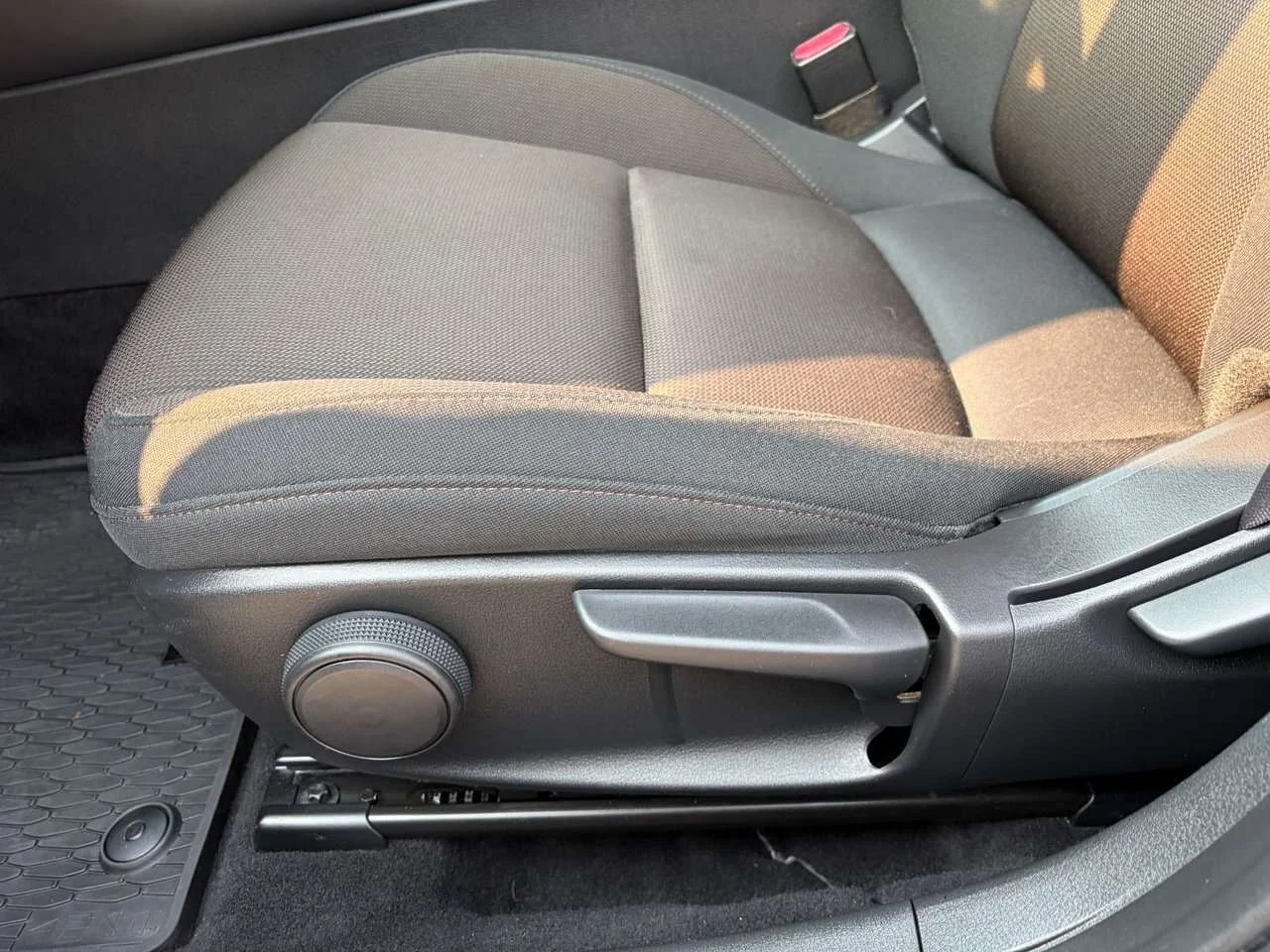 Used 2019 Deep Crystal Blue Mica Mazda GS image 20