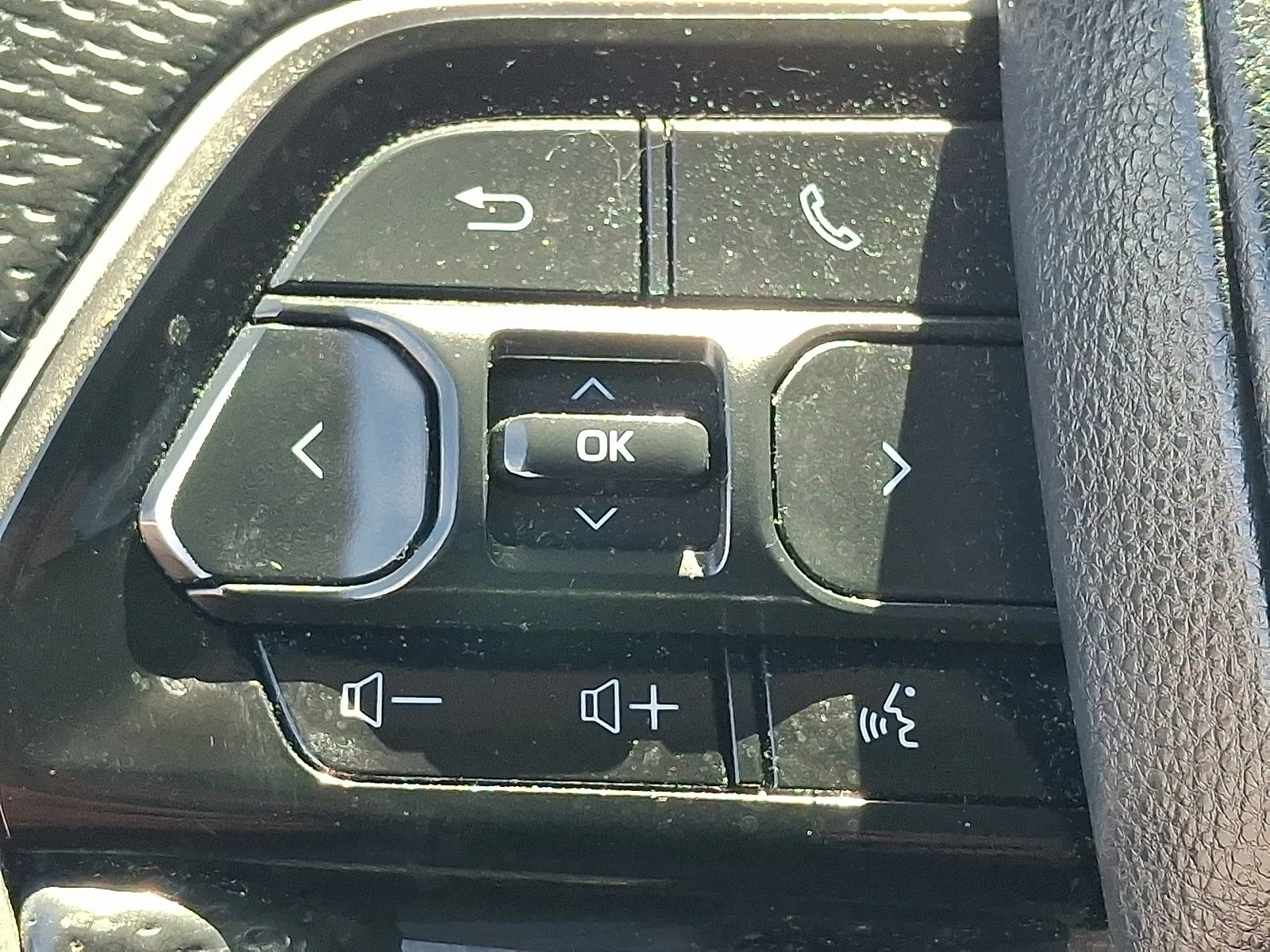 Used 2023 Ice Cap - 040 Toyota SR5 image 21