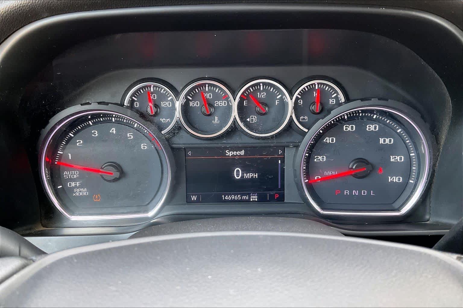 Used 2019 Oakwood Metallic Chevrolet LT image 25