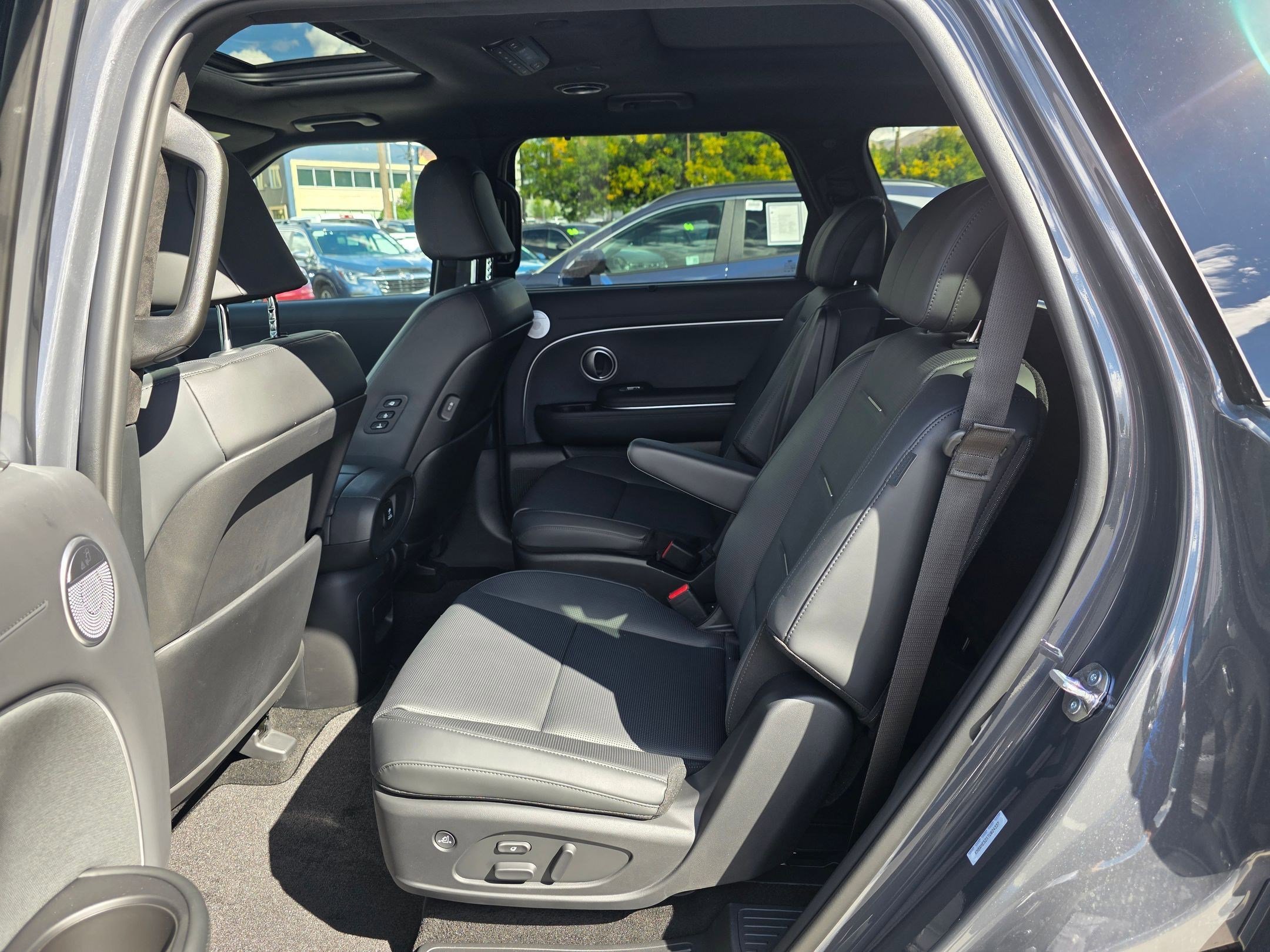 New 2026 Ecotronic Gray Pearl Hyundai Calligraphy image 17