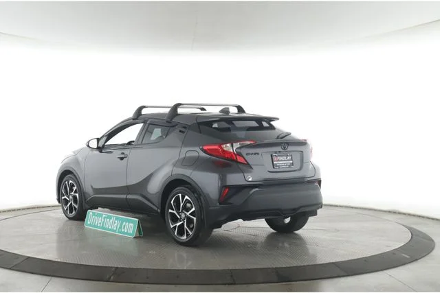 Used 2021 Gray Toyota XLE image 8