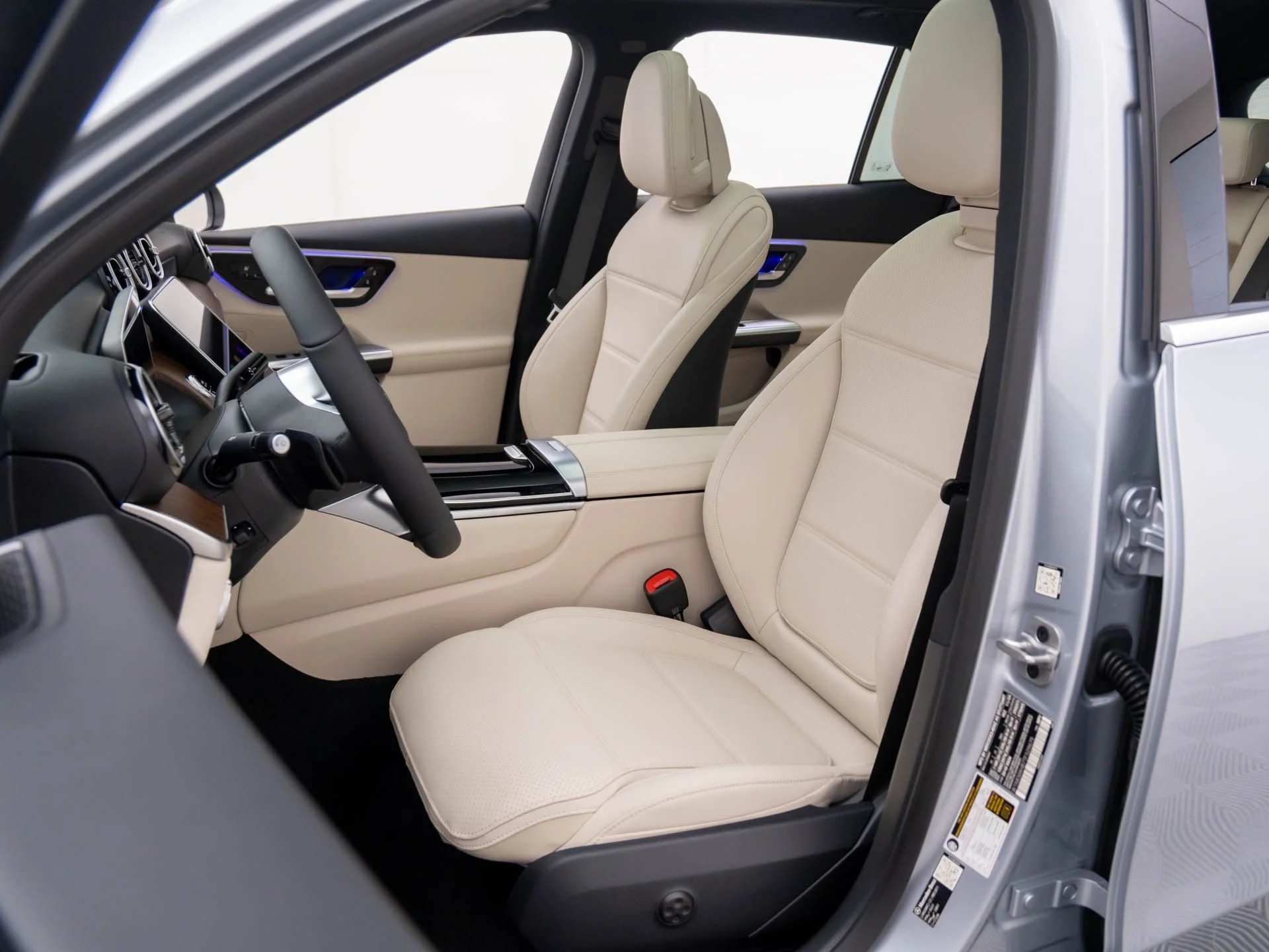 New 2026 Silver Mercedes-Benz GLC 300 image 16