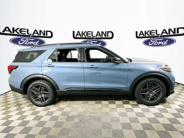 New 2026 Ford Explorer ST-Line