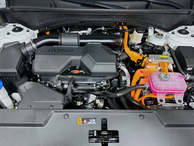 New 2026 White Hyundai SEL image 21