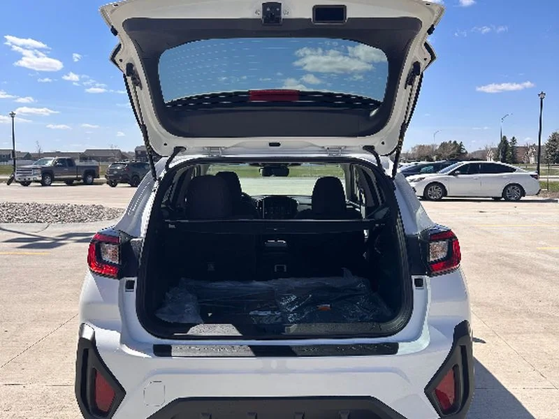 New 2026 CRYSTAL WHITE PEARL Subaru Premium image 7