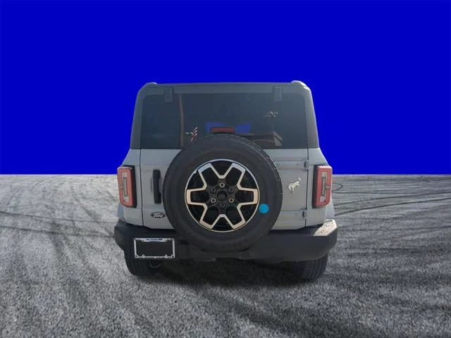 New 2026 Avalanche Gray Ford Badlands® image 5