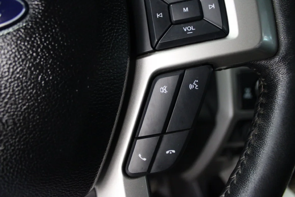 Used 2018 Shadow Black Ford Lariat image 27