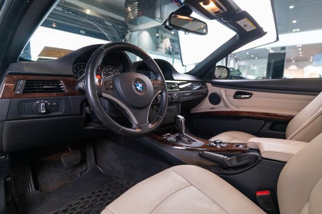 Used 2012 White BMW 335i image 5