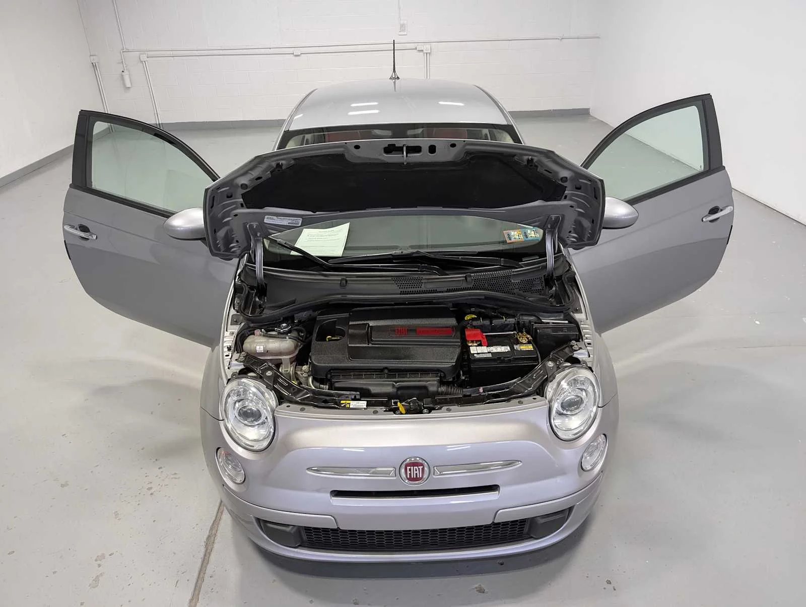 Used 2017 Billet Argento (Silver) FIAT Pop image 11