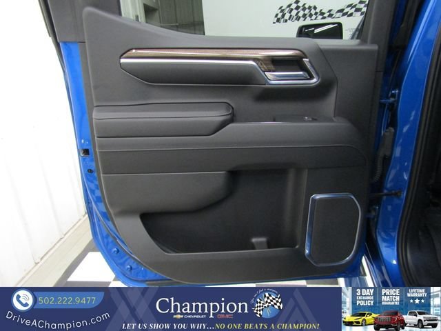Certified Used 2022 Glacier Blue Metallic Chevrolet RST image 18