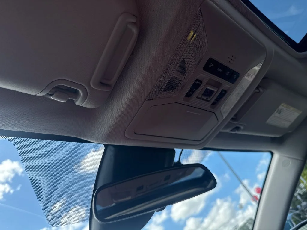 Used 2021 Silver Toyota XLE image 29