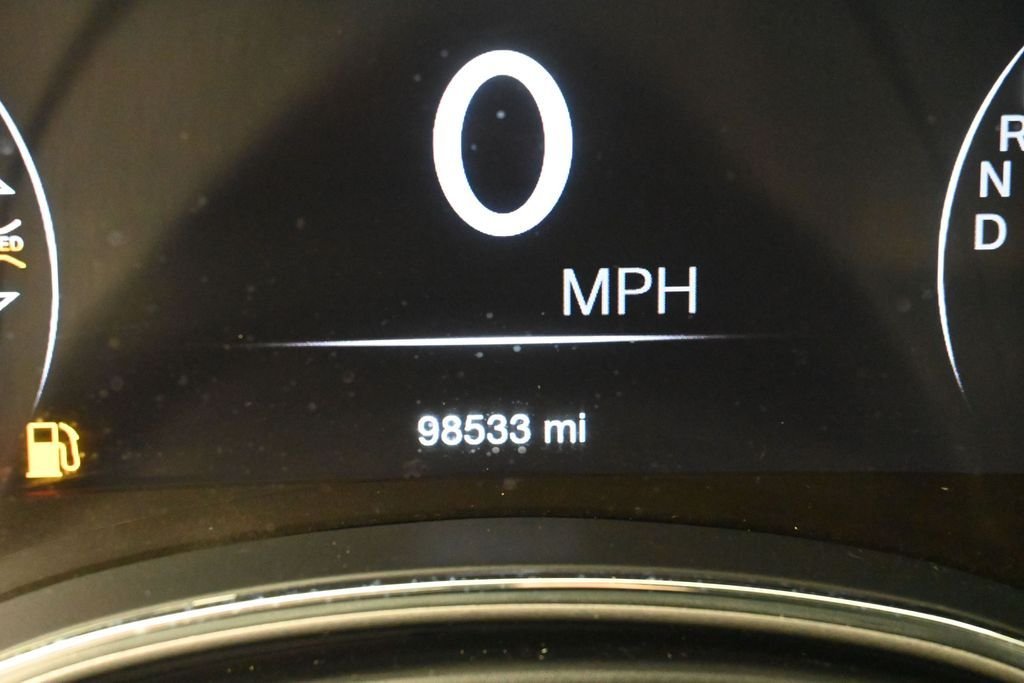 Used 2019 Black Jeep Altitude image 2