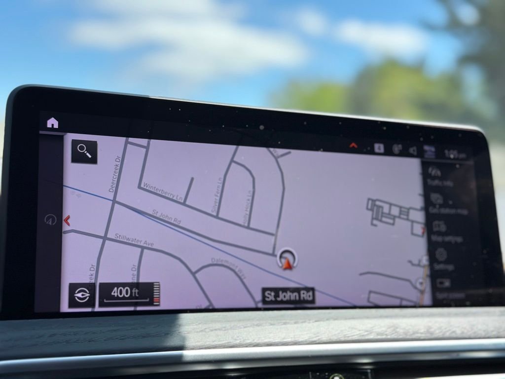 Used 2024 Skyscraper Grey Metallic BMW xDrive30i image 36