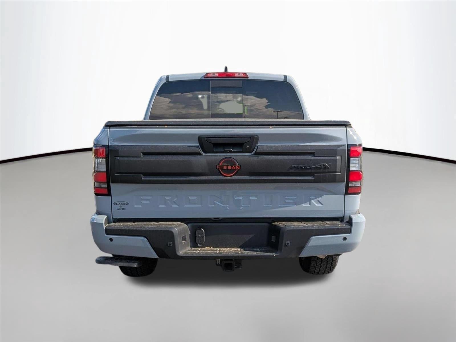 New 2027 Boulder Gray Pearl Nissan Crew Cab PRO-4X® image 4