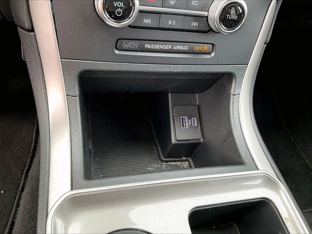 Used 2024 Gray Metallic Ford SEL image 26