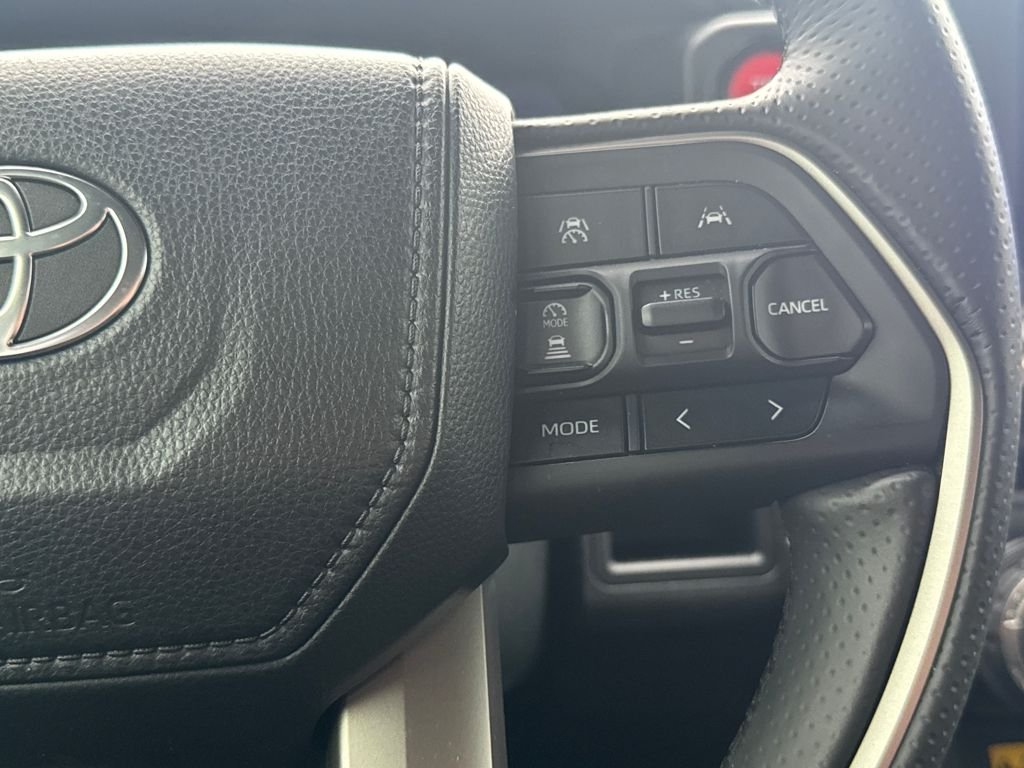 2025 Toyota 4Runner TRD Off-Road - Photo 18