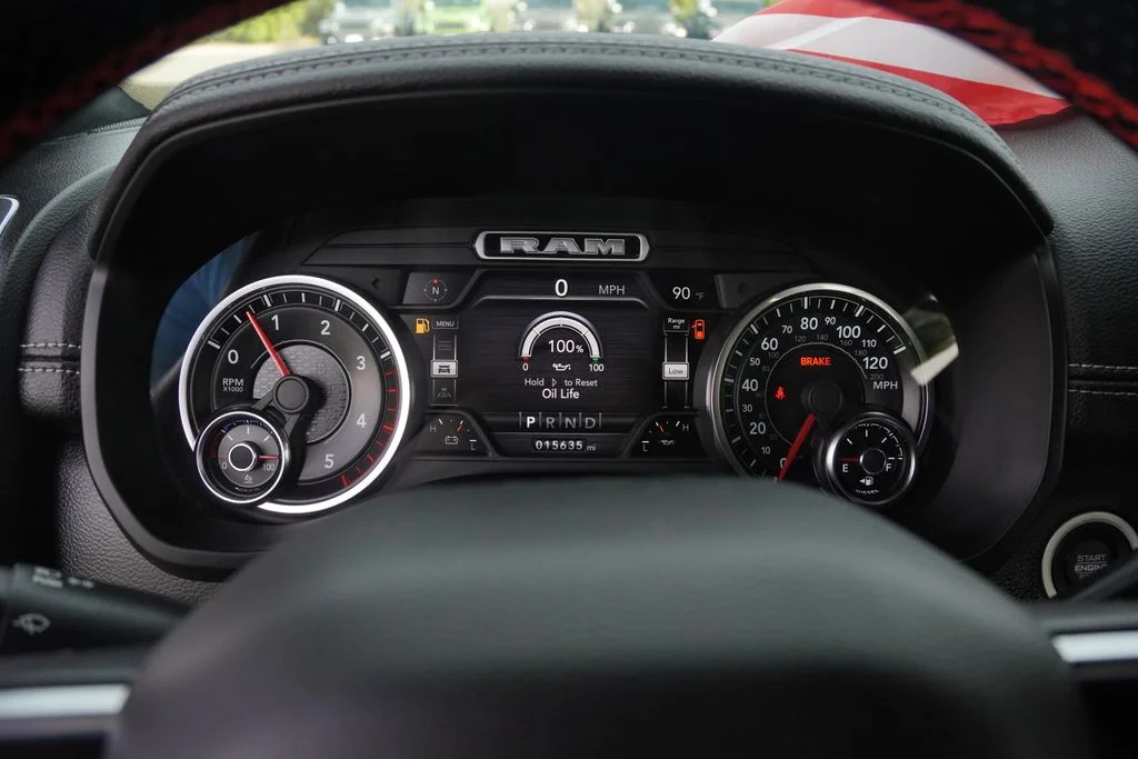 Used 2019 Black Ram Laramie image 19