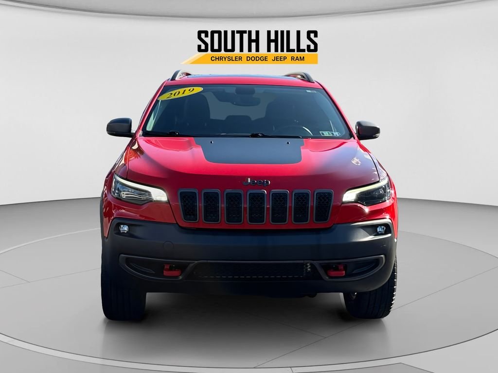 Used 2019 Red Jeep Trailhawk image 8