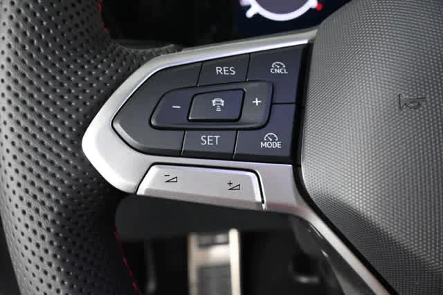 New 2026 Moonstone Gray Volkswagen SE image 21