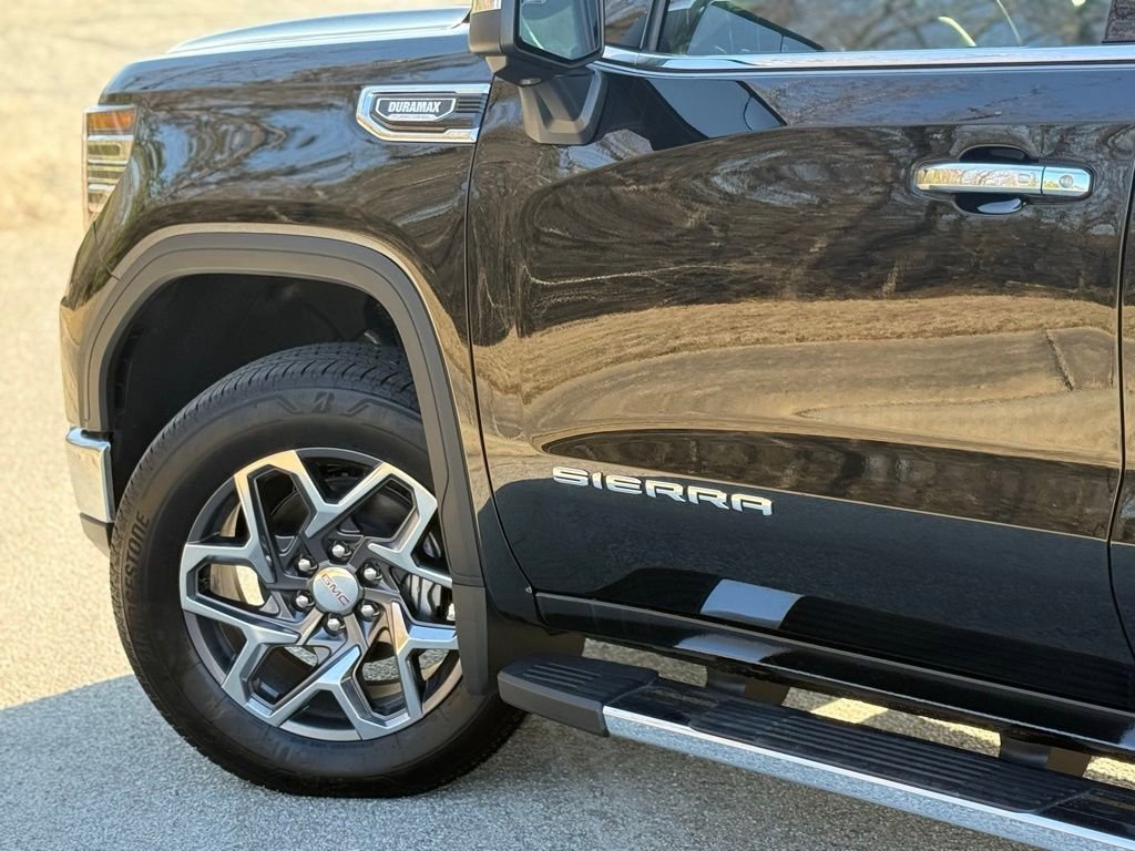 2026 GMC Sierra 1500 SLT - Photo 7
