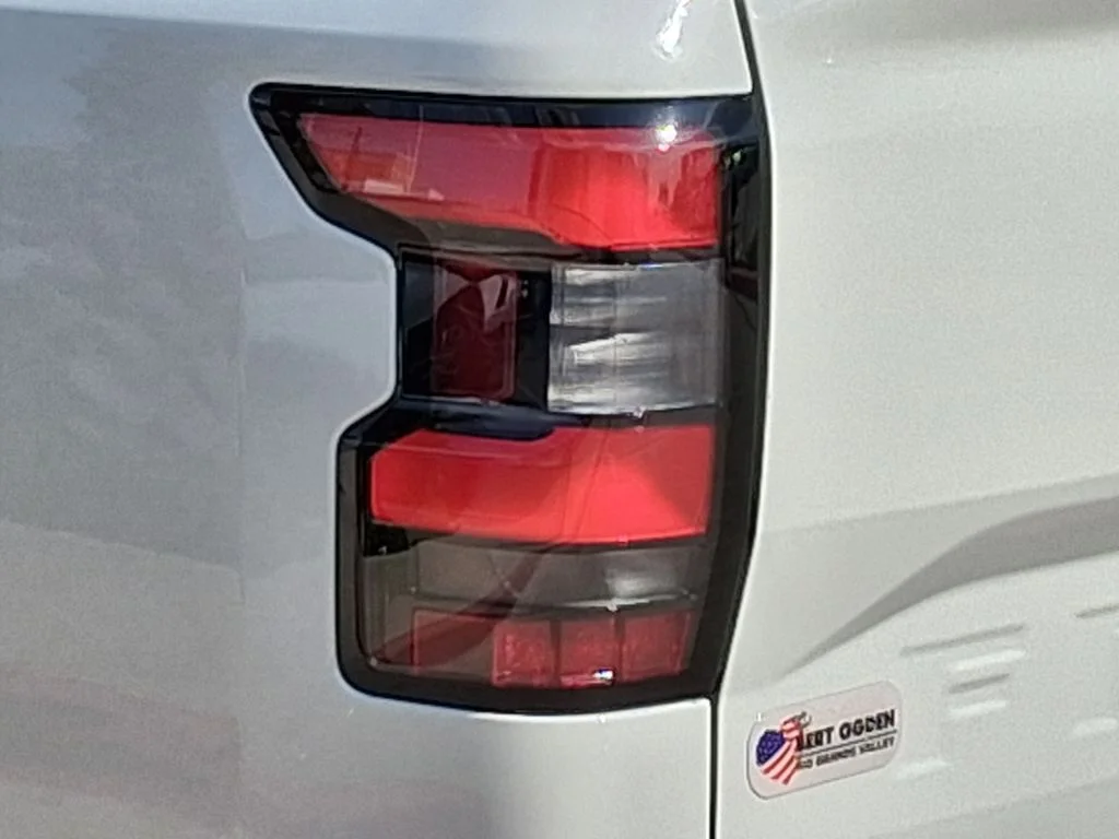 Used 2025 White Nissan S image 8