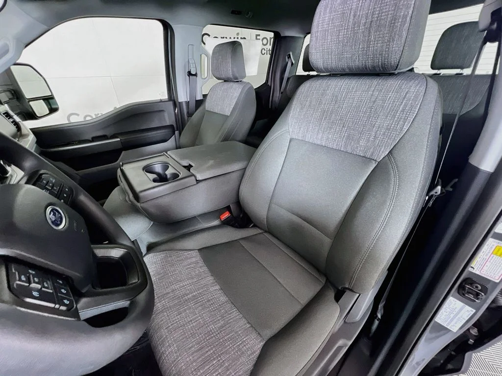 New 2026 Carbonized Gray Metallic Ford XLT image 24
